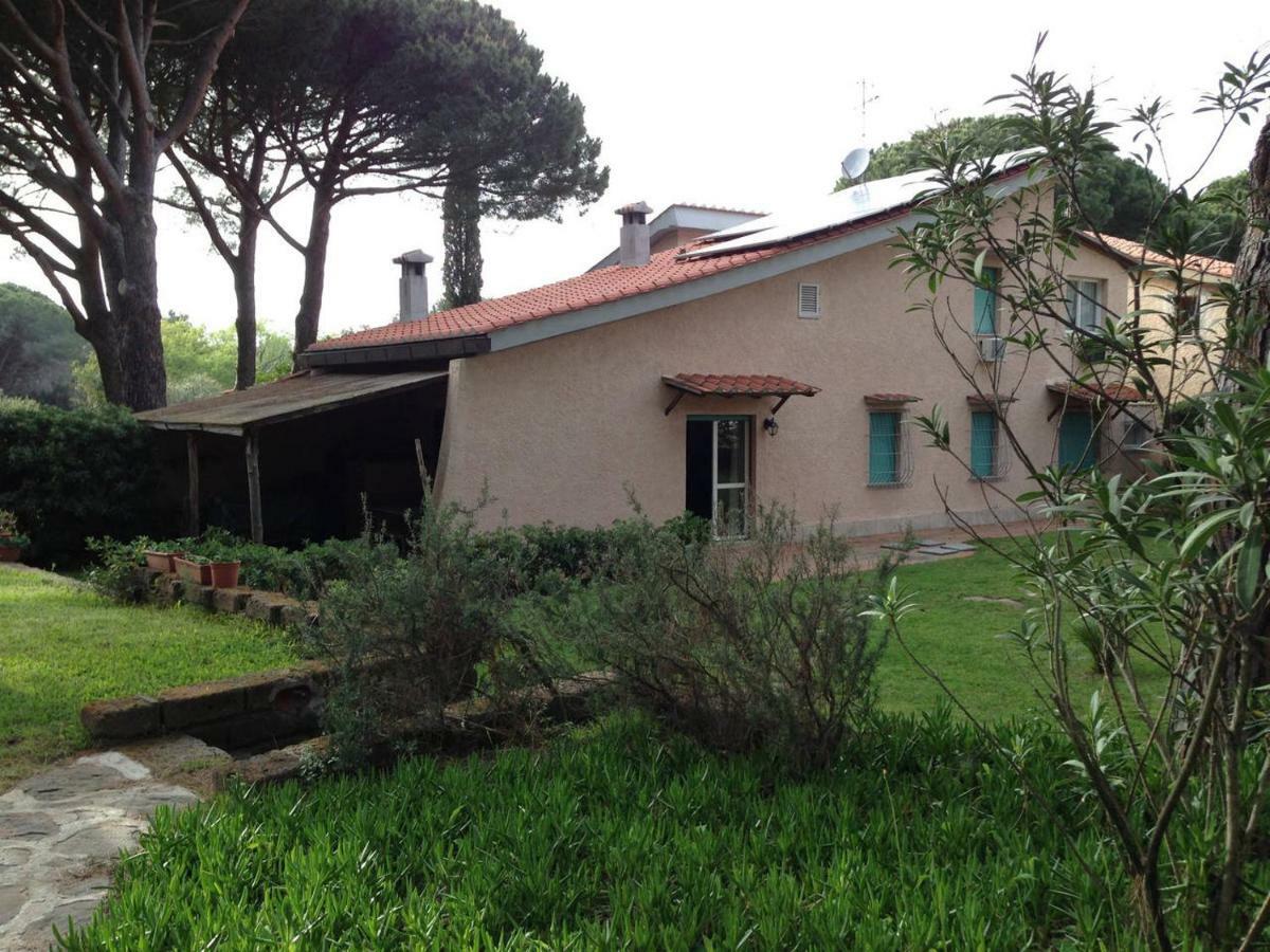Villa In Punta Ala Buitenkant foto